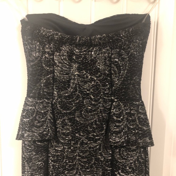 Dress - Picture 6 of 6